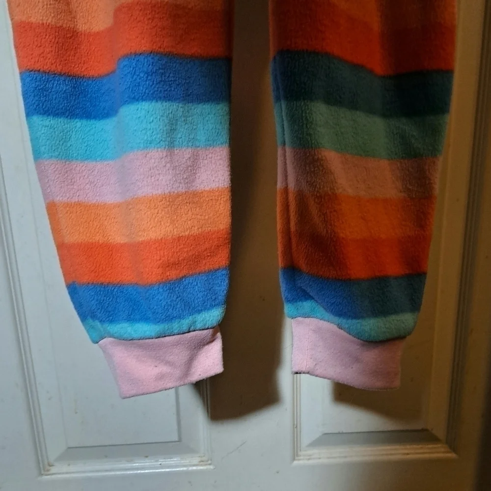 Gymboree XL one Piece striped night suite